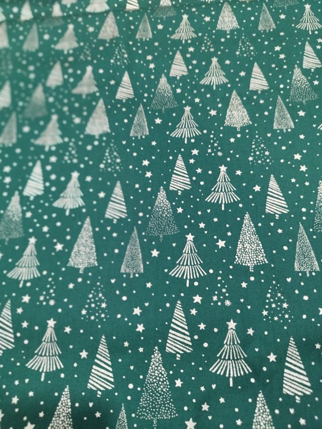 Tecido Natal verde c/pinheiros dourados